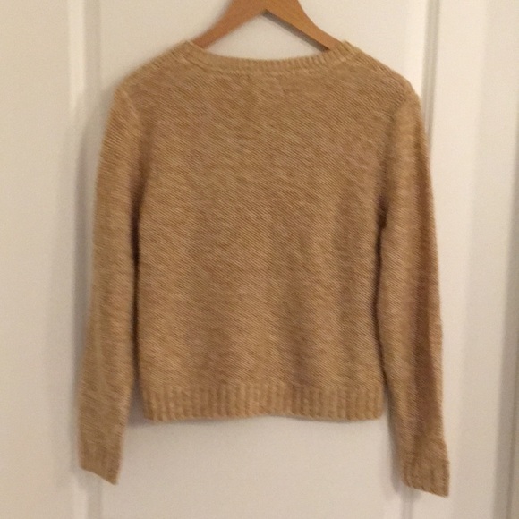 Forever 21 Gold Sweater - Picture 5 of 6